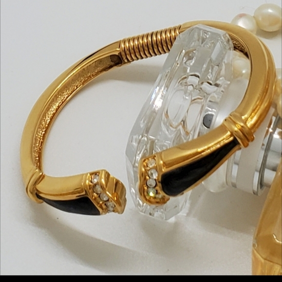 Vintage Kenneth Jay Lane Signed Bracelet - Picture 2 of 7